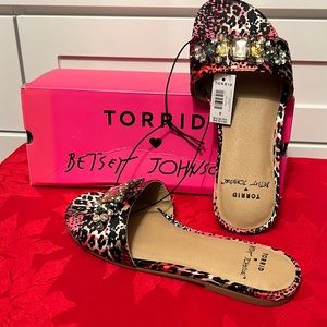 Torrid Betsy Johnson Slide-In Sandals